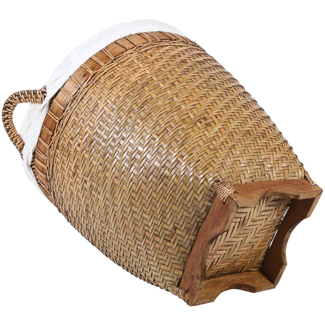 Καλάθι ρούχων από Rattan Lea με χερούλι
