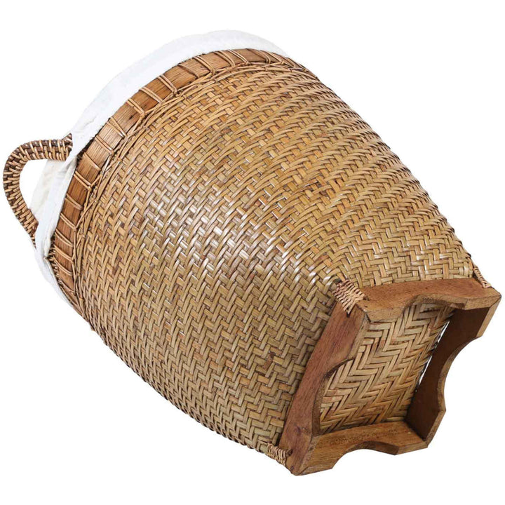 Καλάθι ρούχων από Rattan Lea με χερούλι
